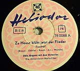 Udo Jürgens - Zu Hause blüht jetzt der Flieder / Schön Rosemarie - Schellackplatte Front-Cover